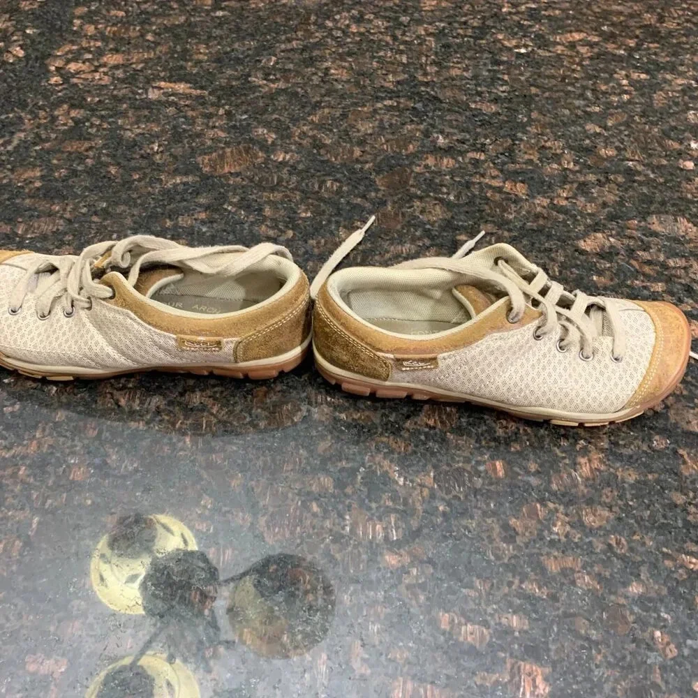 Keen Tennis Shoes - Like new